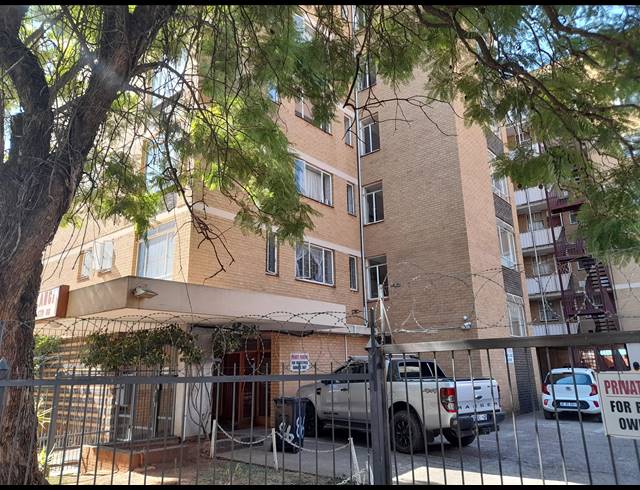 2 BEDROOM FLAT FOR SALE IN SUNNYSIDE